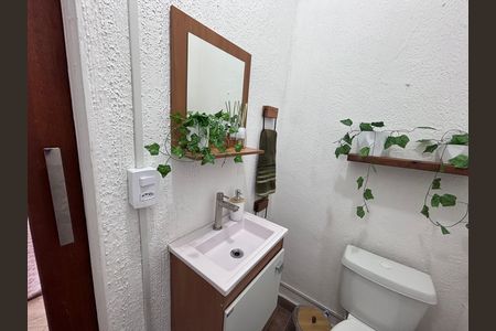 Casa de condomínio à venda com 600m², 6 quartos e 3 vagasLavabo