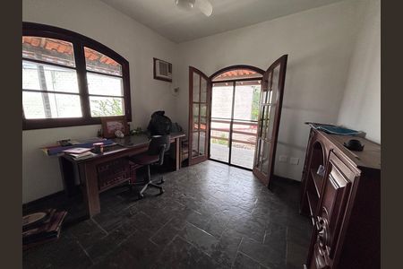 Casa de condomínio à venda com 600m², 6 quartos e 3 vagasQuarto 3