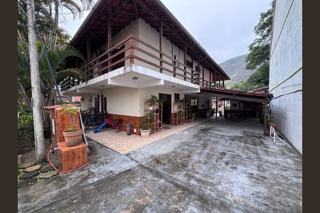 Casa de condomínio à venda com 600m², 6 quartos e 3 vagasÁrea externa