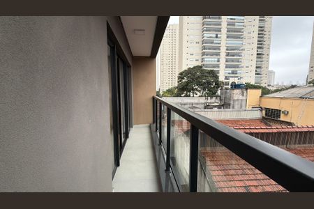 Studio para alugar com 30m², 1 quarto e sem vaga Studio para alugar com 30m², 1 quarto e sem vagaSacada