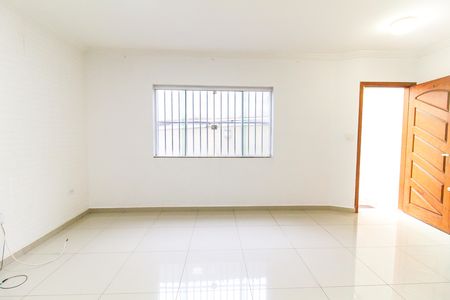 Casa de condomínio à venda com 60m², 2 quartos e 2 vagas Casa de condomínio à venda com 60m², 2 quartos e 2 vagasSala