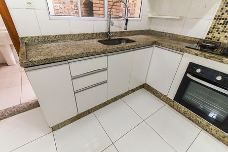 Casa de condomínio à venda com 60m², 2 quartos e 2 vagas Casa de condomínio à venda com 60m², 2 quartos e 2 vagasCozinha