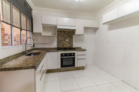 Casa de condomínio à venda com 60m², 2 quartos e 2 vagas Casa de condomínio à venda com 60m², 2 quartos e 2 vagasCozinha