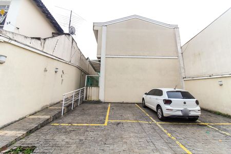 Casa de condomínio à venda com 60m², 2 quartos e 2 vagas Casa de condomínio à venda com 60m², 2 quartos e 2 vagasEntrada