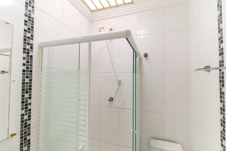 Casa de condomínio à venda com 60m², 2 quartos e 2 vagas Casa de condomínio à venda com 60m², 2 quartos e 2 vagasBanheiro 2