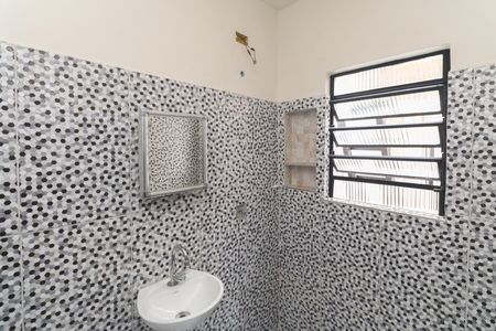 Banheiro da Suíte de casa para alugar com 1 quarto, 50m² em Jardim Modelo, São Paulo