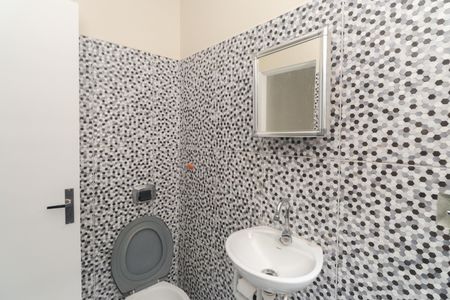 Banheiro da Suíte de casa para alugar com 1 quarto, 50m² em Jardim Modelo, São Paulo