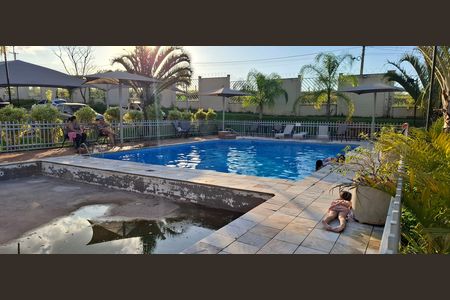 Apartamento para alugar com 56m², 2 quartos e 1 vaga Apartamento para alugar com 56m², 2 quartos e 1 vagaÁrea comum - Piscina