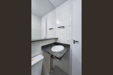 Apartamento à venda com 47m², 2 quartos e 1 vaga Apartamento à venda com 47m², 2 quartos e 1 vagaBanheiro