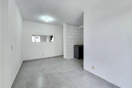 Apartamento à venda com 47m², 2 quartos e 1 vaga Apartamento à venda com 47m², 2 quartos e 1 vagaSala