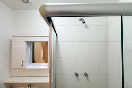 Apartamento para alugar com 49m², 2 quartos e 1 vaga Apartamento para alugar com 49m², 2 quartos e 1 vagaBanheiro Social