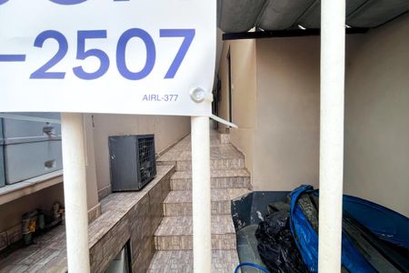 Casa para alugar com 100m², 2 quartos e sem vaga Casa para alugar com 100m², 2 quartos e sem vagaPlaquinha