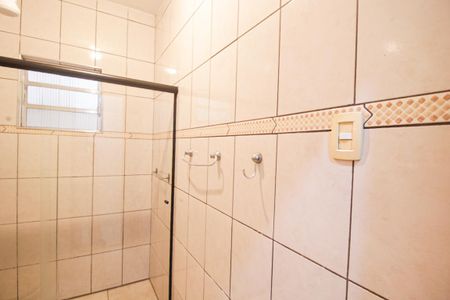 Casa para alugar com 100m², 2 quartos e sem vaga Casa para alugar com 100m², 2 quartos e sem vagaBanheiro