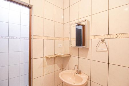 Casa para alugar com 100m², 2 quartos e sem vaga Casa para alugar com 100m², 2 quartos e sem vagaBanheiro