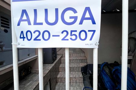 Casa para alugar com 100m², 2 quartos e sem vaga Casa para alugar com 100m², 2 quartos e sem vagaPlaquinha