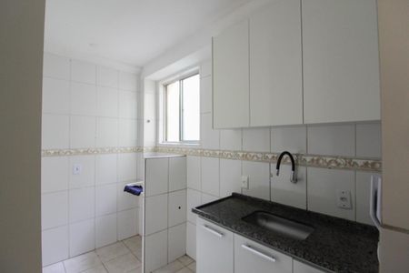 Apartamento para alugar com 50m², 2 quartos e 1 vaga Apartamento para alugar com 50m², 2 quartos e 1 vagaCozinha e Área de Serviço