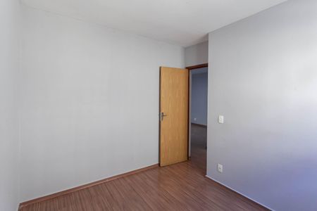 Quarto 2 de apartamento para alugar com 2 quartos, 50m² em Piratininga, Belo Horizonte