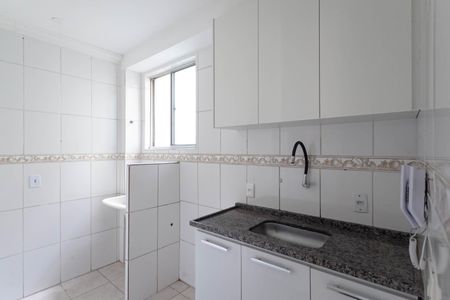 Cozinha e Área de Serviço de apartamento para alugar com 2 quartos, 50m² em Piratininga, Belo Horizonte