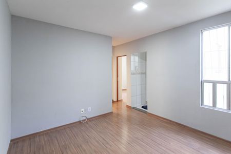 Sala de apartamento para alugar com 2 quartos, 50m² em Piratininga, Belo Horizonte