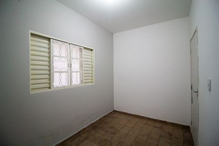 Casa para alugar com 125m², 4 quartos e 2 vagas Casa para alugar com 125m², 4 quartos e 2 vagasQuarto 2 Casa 2