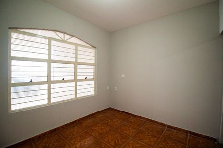 Casa para alugar com 125m², 4 quartos e 2 vagas Casa para alugar com 125m², 4 quartos e 2 vagasSala Casa 2