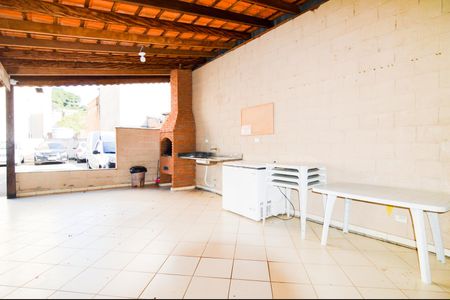 Apartamento para alugar com 48m², 2 quartos e 1 vagaÁrea comum Churrasqueira 