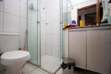 Apartamento à venda com 69m², 3 quartos e 1 vaga Apartamento à venda com 69m², 3 quartos e 1 vagaBanheiro Social