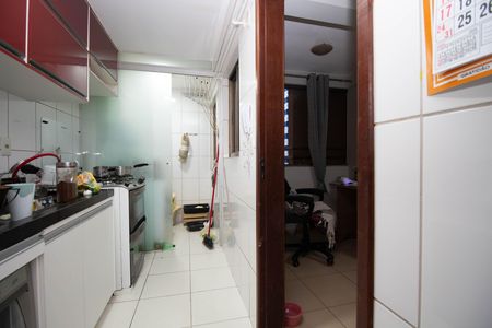 Apartamento à venda com 69m², 3 quartos e 1 vaga Apartamento à venda com 69m², 3 quartos e 1 vagaCozinha e Área de Serviço