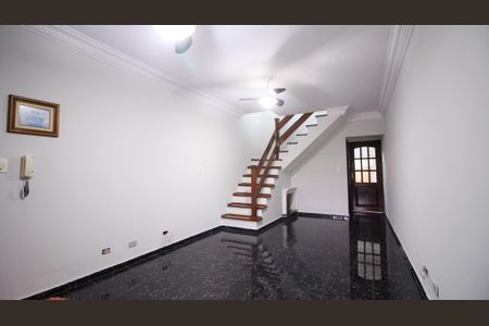 Sala de casa à venda com 3 quartos, 126m² em Jardim Ana Rosa, São Paulo