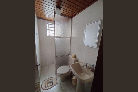 Banheiro de apartamento à venda com 2 quartos, 83m² em Santa Rosa de Lima, Porto Alegre