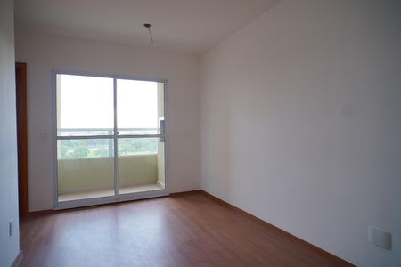 Sala de apartamento para alugar com 2 quartos, 42m² em Humaitá, Porto Alegre