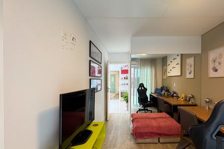 Casa à venda com 200m², 3 quartos e 3 vagasSuíte 2
