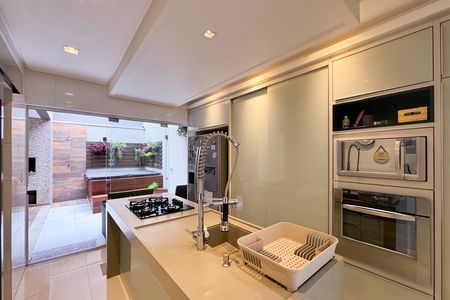 Casa à venda com 200m², 3 quartos e 3 vagasCozinha 
