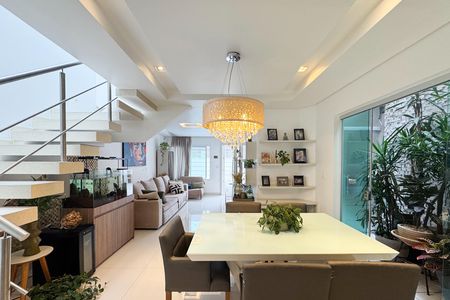 Sala  de casa à venda com 3 quartos, 200m² em Vila Jordanopolis, São Bernardo do Campo