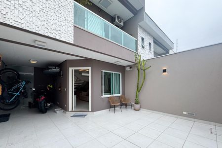 Casa à venda com 200m², 3 quartos e 3 vagasGaragem