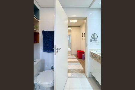 Casa à venda com 200m², 3 quartos e 3 vagasBanheiro - Suíte 3