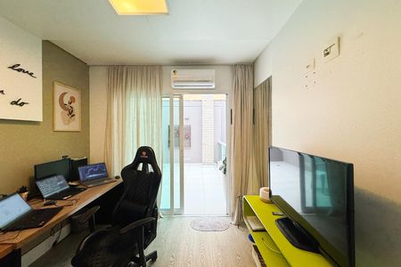 Casa à venda com 200m², 3 quartos e 3 vagasSuíte 2