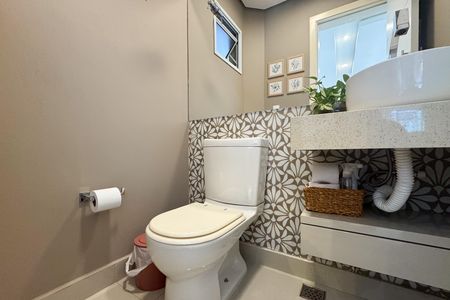 Casa à venda com 200m², 3 quartos e 3 vagasLavabo 