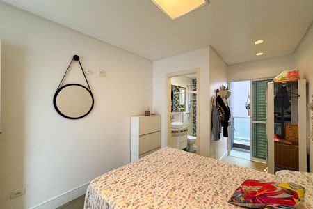 Casa à venda com 200m², 3 quartos e 3 vagasSuíte 1