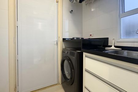 Casa à venda com 200m², 3 quartos e 3 vagasÁrea de Serviço