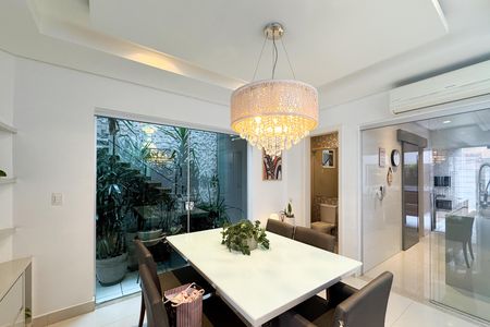 Casa à venda com 200m², 3 quartos e 3 vagasSala de Jantar