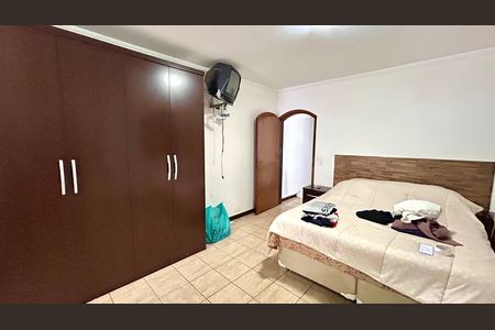 Casa para alugar com 280m², 3 quartos e 2 vagas Casa para alugar com 280m², 3 quartos e 2 vagasQuarto Suíte