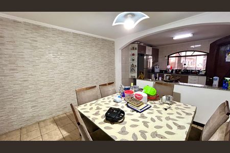 Casa para alugar com 280m², 3 quartos e 2 vagas Casa para alugar com 280m², 3 quartos e 2 vagasCopa