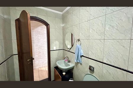 Casa para alugar com 280m², 3 quartos e 2 vagas Casa para alugar com 280m², 3 quartos e 2 vagasBanheiro 1