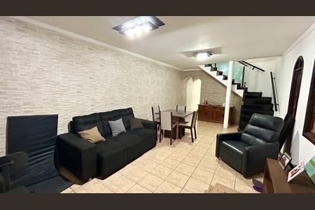 Sala de casa para alugar com 3 quartos, 280m² em Jardim Valeria, Guarulhos