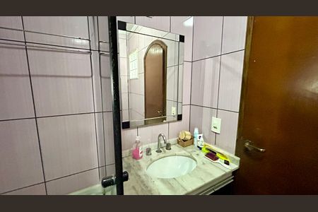 Casa para alugar com 280m², 3 quartos e 2 vagas Casa para alugar com 280m², 3 quartos e 2 vagasBanheiro 2