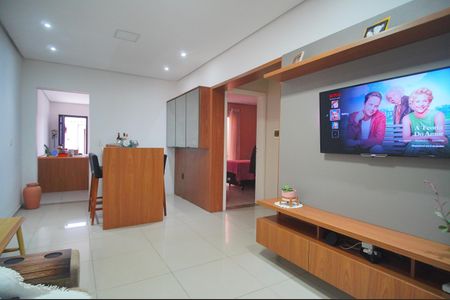 Sala de casa à venda com 3 quartos, 80m² em Sapucaia do Sul, São Leopoldo
