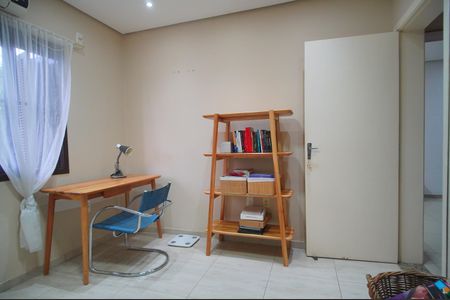 Casa à venda com 80m², 3 quartos e 2 vagasQuarto 1