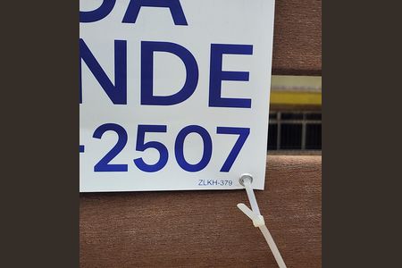 Placa de casa à venda com 3 quartos, 160m² em Vila Constança, São Paulo