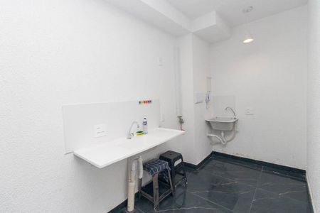 Apartamento para alugar com 814m², 2 quartos e sem vagaCozinha e Área de Serviço